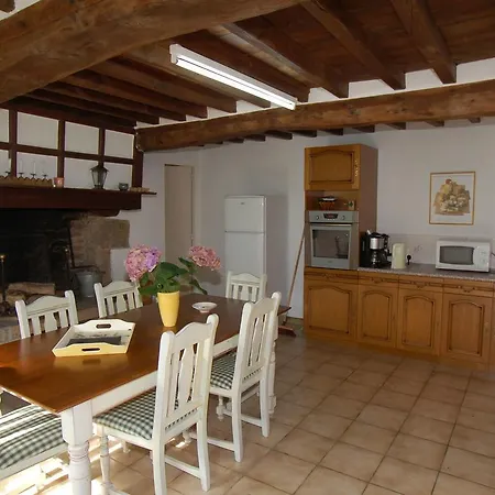 Maison De Vacances - Montabot *